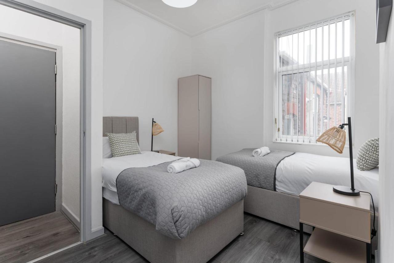 Newly Renovated Apartments In Liverpool - Extended Stay Bagian luar foto