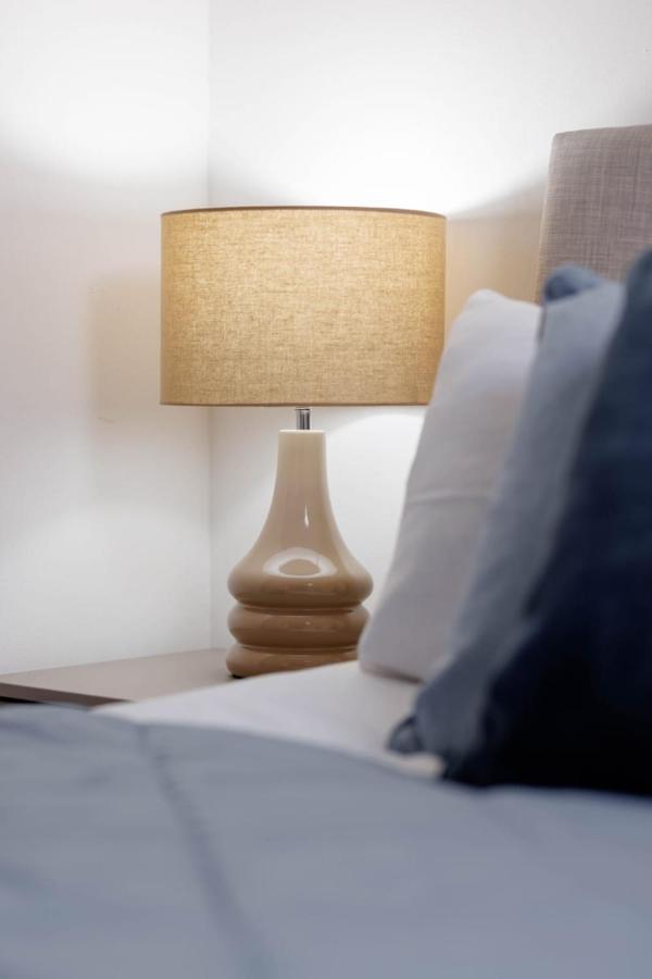 Newly Renovated Apartments In Liverpool - Extended Stay Bagian luar foto