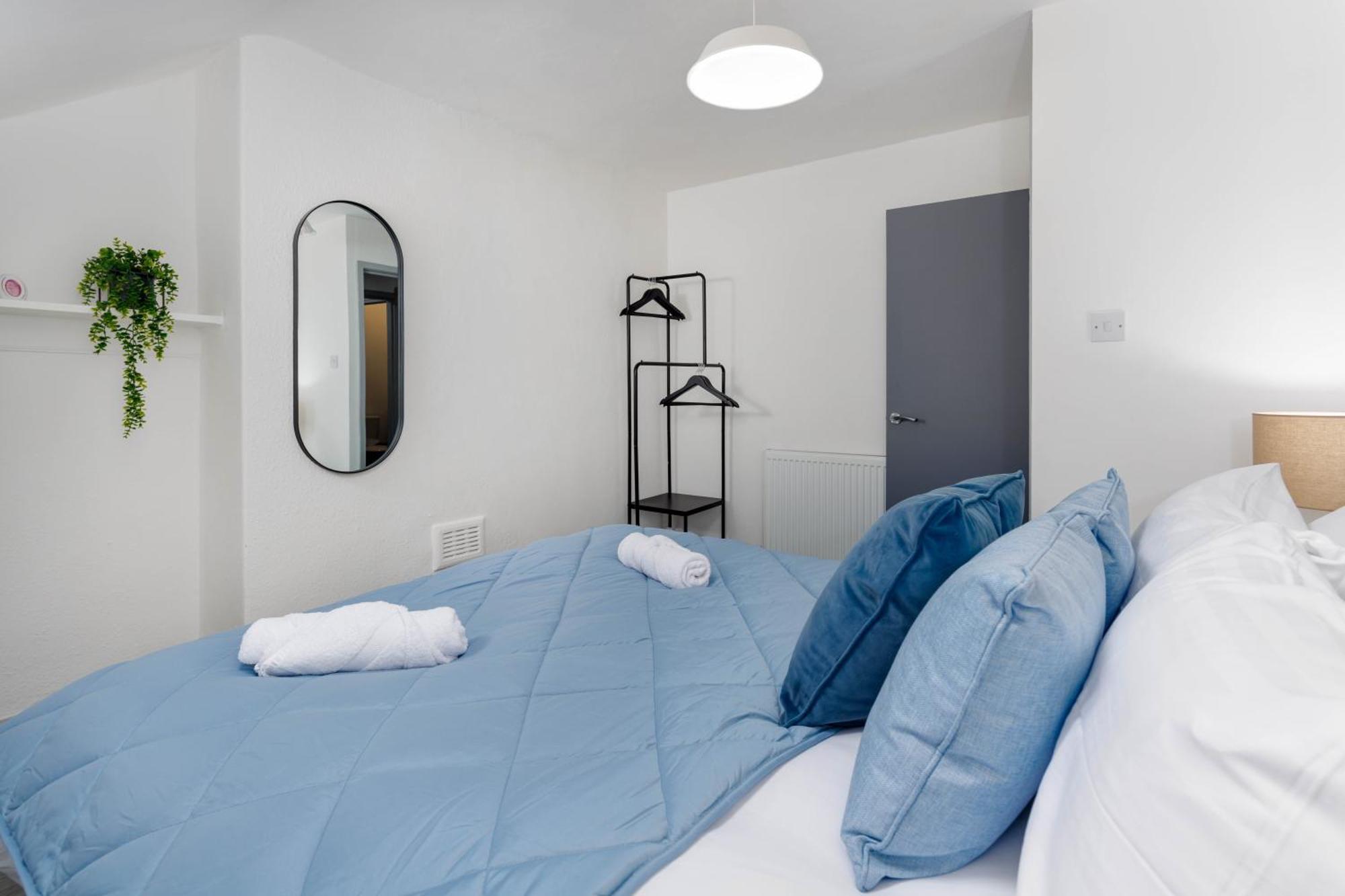Newly Renovated Apartments In Liverpool - Extended Stay Bagian luar foto