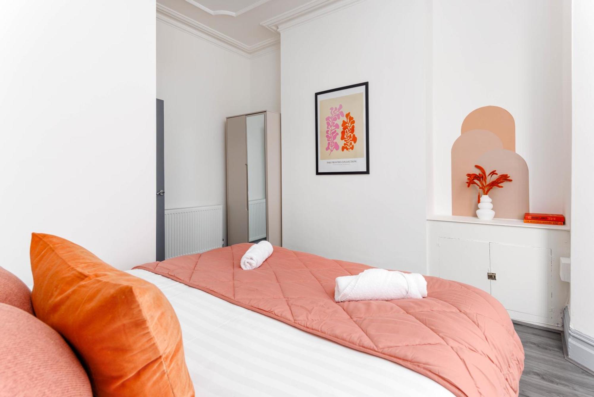 Newly Renovated Apartments In Liverpool - Extended Stay Bagian luar foto